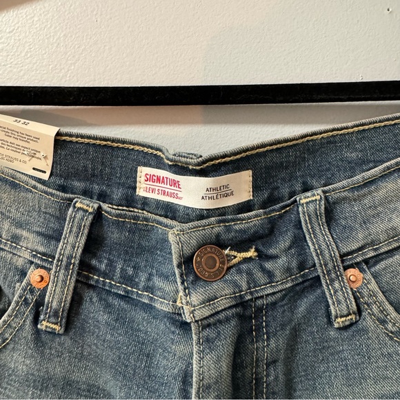 Men’s Levi’s Athletic Fit Jeans - Picture 1 of 7